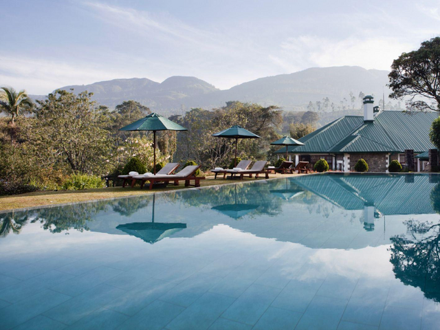 Pool des Ceylon Tea Trails Hotel, Hatton, Sri Lanka Reise