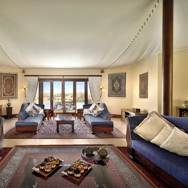 Wohnzimmer, Al Maha Desert Resort & Spa, Dubai Rundreise